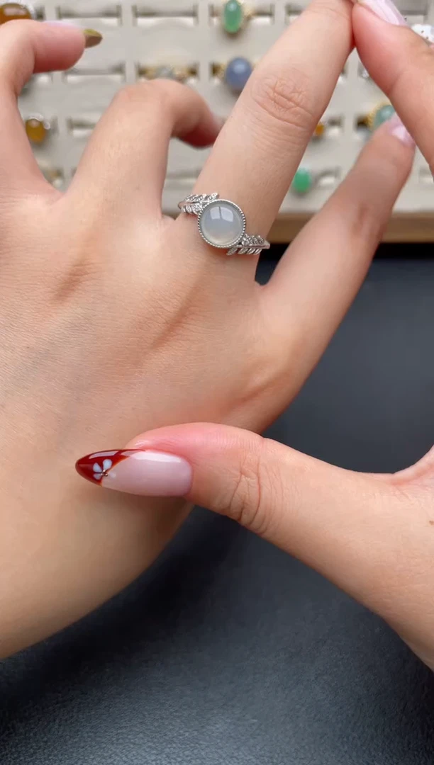 银S925镶嵌戒指翡翠一物一证一礼盒