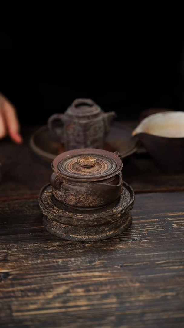 凡全手工制作 南蛮紫砂古钱币宝瓶