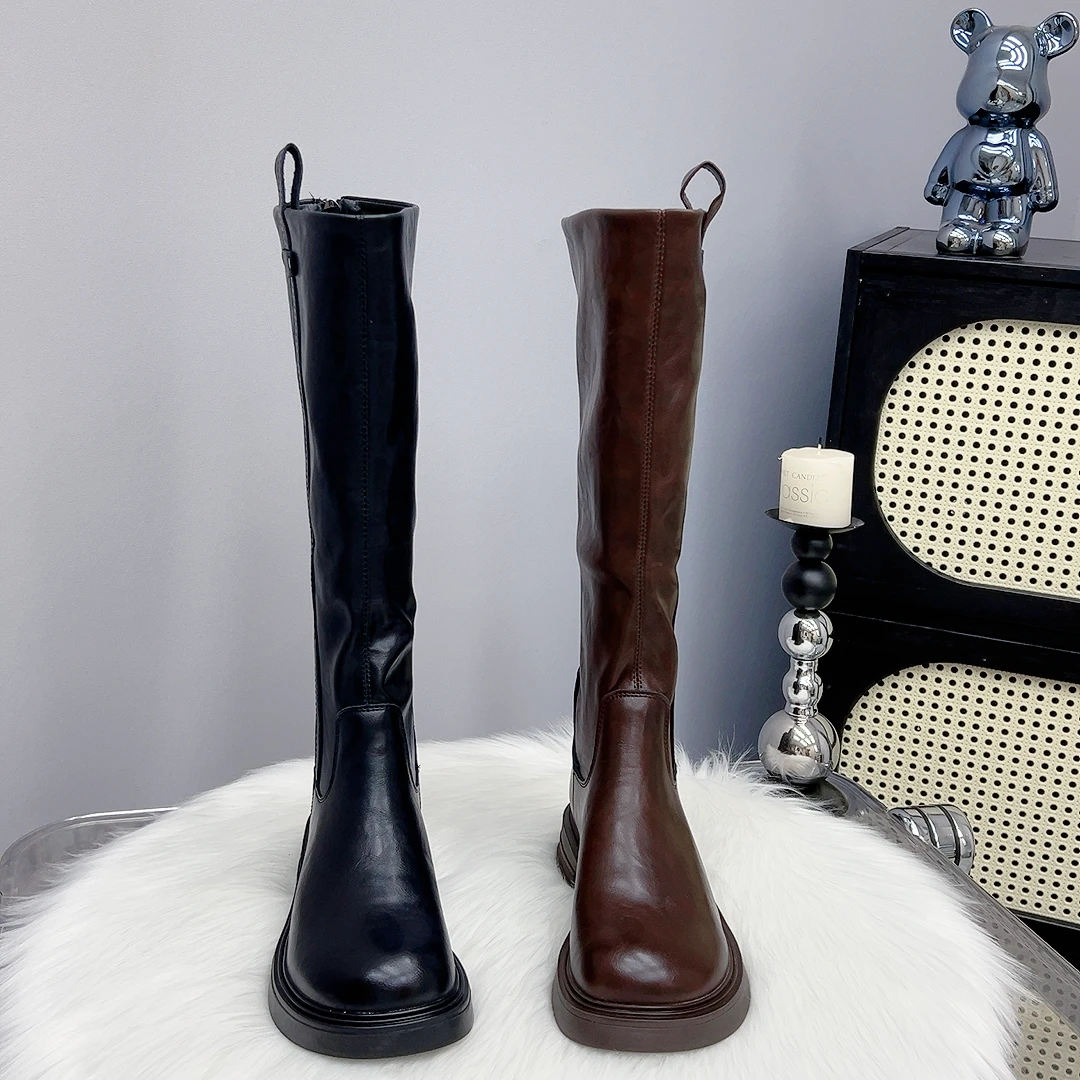 胖妹妹加宽加肥长靴子2025秋冬季高筒骑士靴薄底女靴后拉链瘦瘦靴