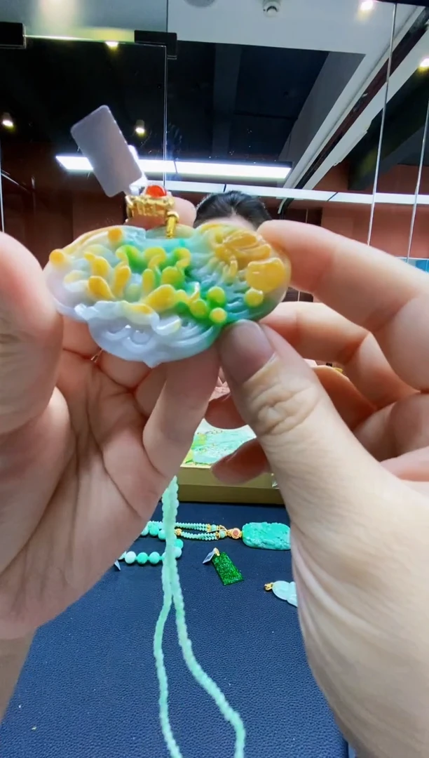 颈饰未镶嵌翡翠翡翠吊坠