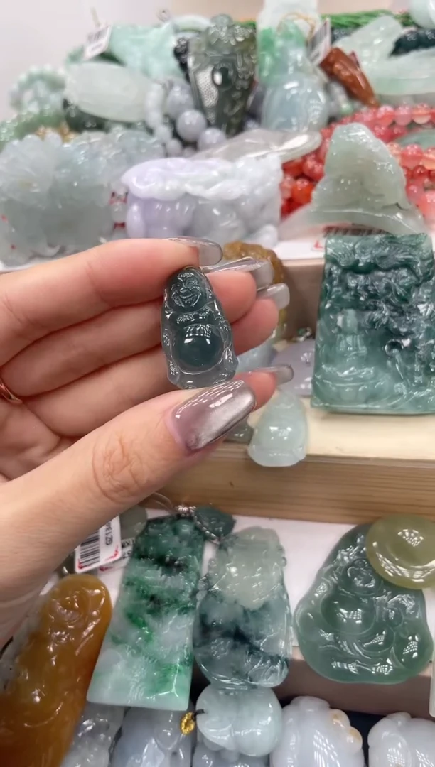 未镶嵌挂件翡翠016