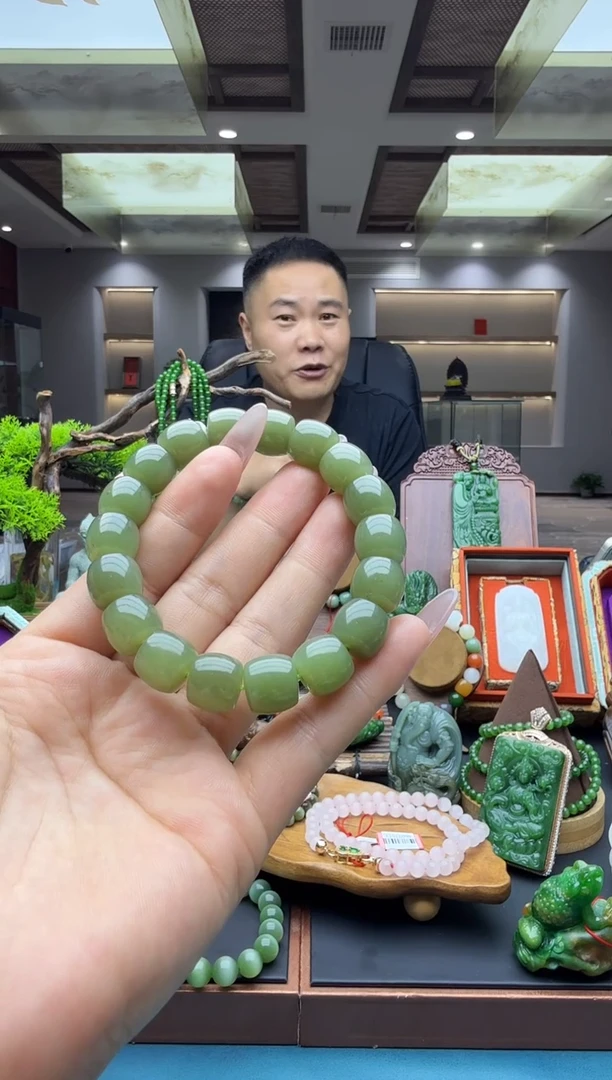 未镶嵌手串和田玉szq