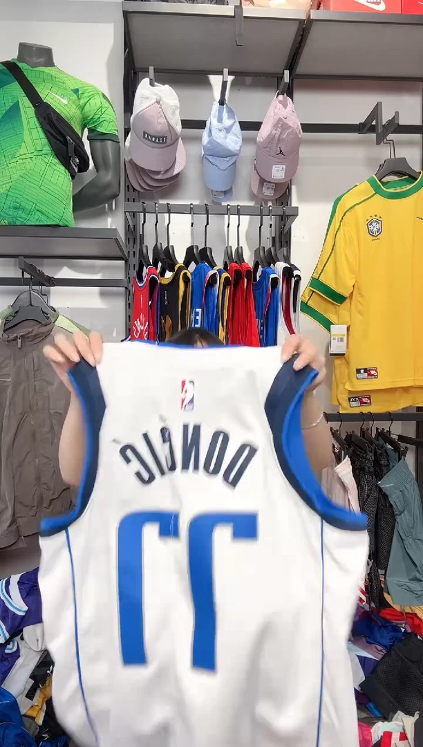 1378编码 耐克卫衣服饰过款为准 尺码