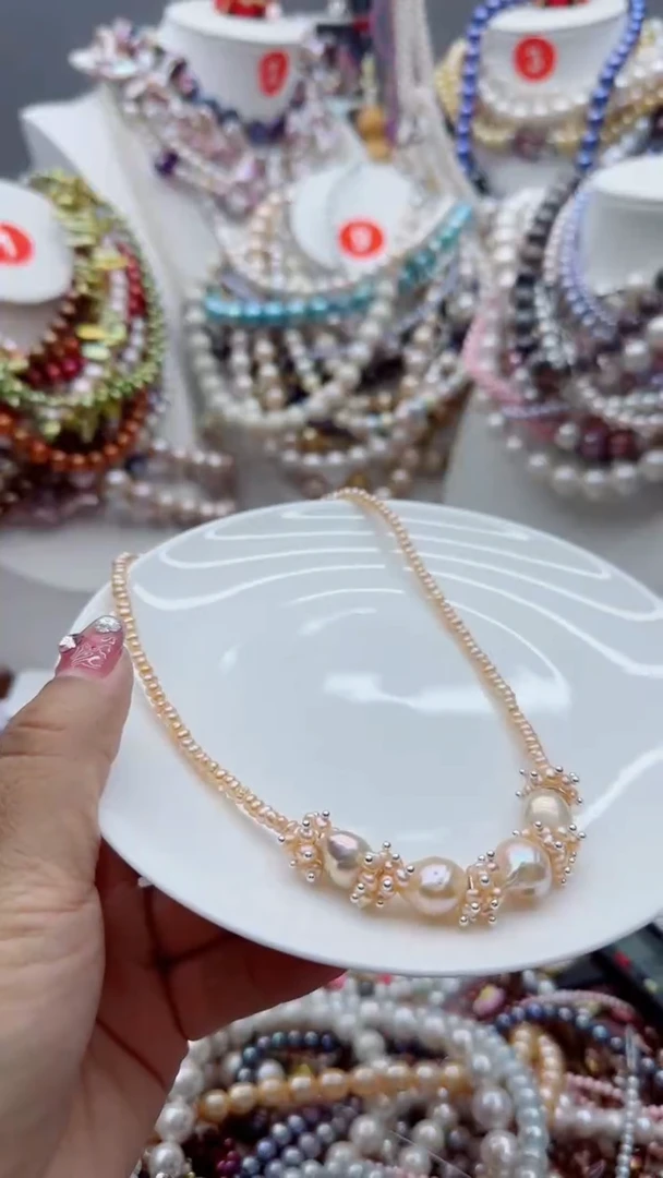 淡水珍珠未镶嵌颈饰1