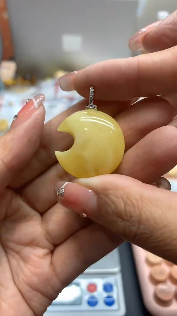 银S925镶嵌琥珀珠宝奇石687