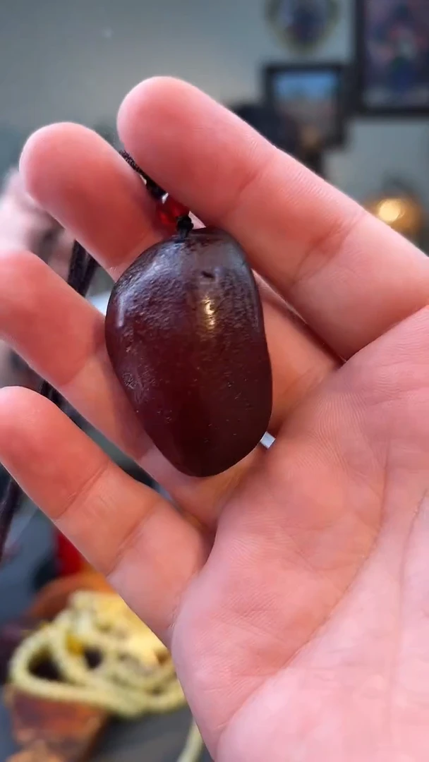 琥珀颈饰未镶嵌吊坠