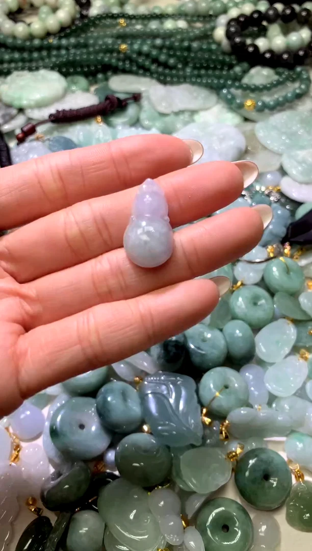 吊坠(不含链)未镶嵌翡翠1