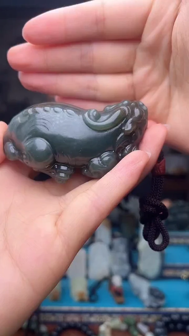 未镶嵌和田玉挂件1