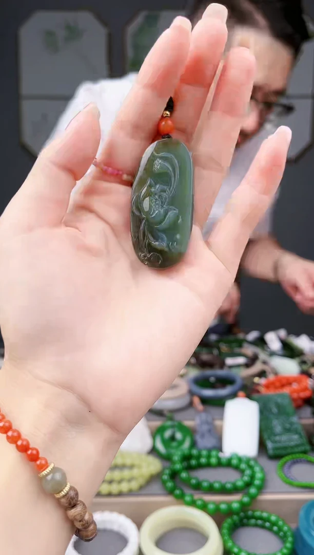 和田玉未镶嵌颈饰多样性发货拍一单发一个