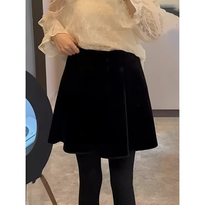 大码法式小黑裙洋气黑色百搭高腰短裙秋冬加厚百搭轻奢丝绒半身裙