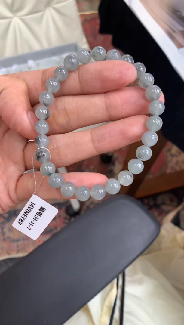 翡翠未镶嵌颈饰手串