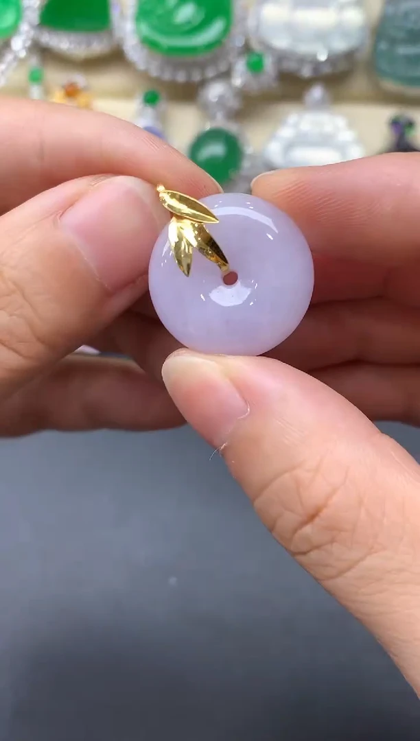 翡翠18K金镶嵌颈饰61-中国好珍宝