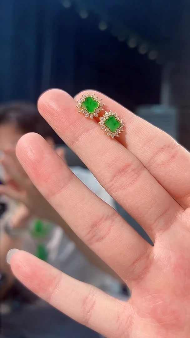 颈饰未镶嵌翡翠缅料A货/多样性发货/一件