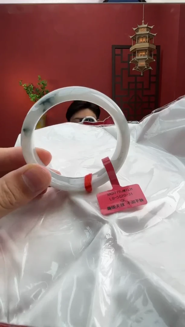 未镶嵌手镯翡翠翡翠手镯10