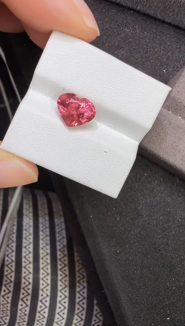 未镶嵌定制定制碧玺 2.66克拉天然