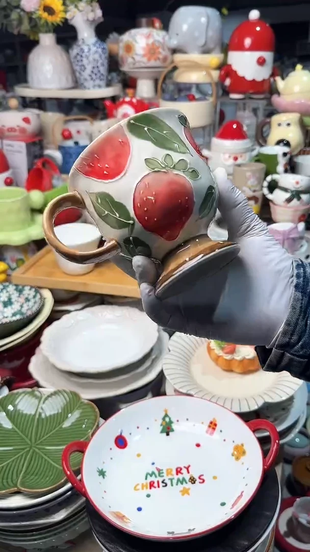 陶瓷草莓高脚杯微瑕 凑满20元包邮