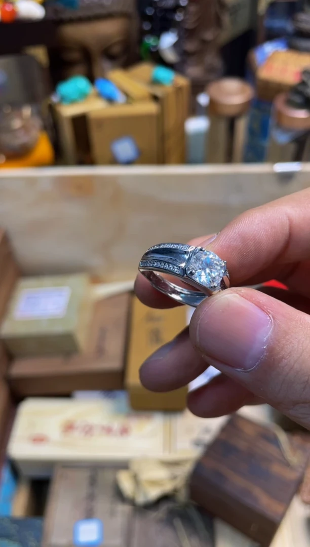 宝顺中古仓直播好物推荐