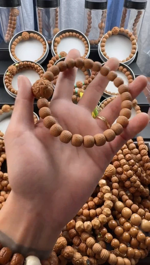 手串猴头核桃荔枝纹送单颗雕刻瑕疵