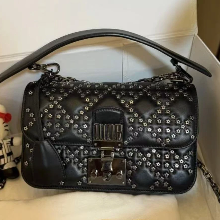 99新 DIOR/迪奥 思斯专属 迪奥铆钉链条包 THLC459
