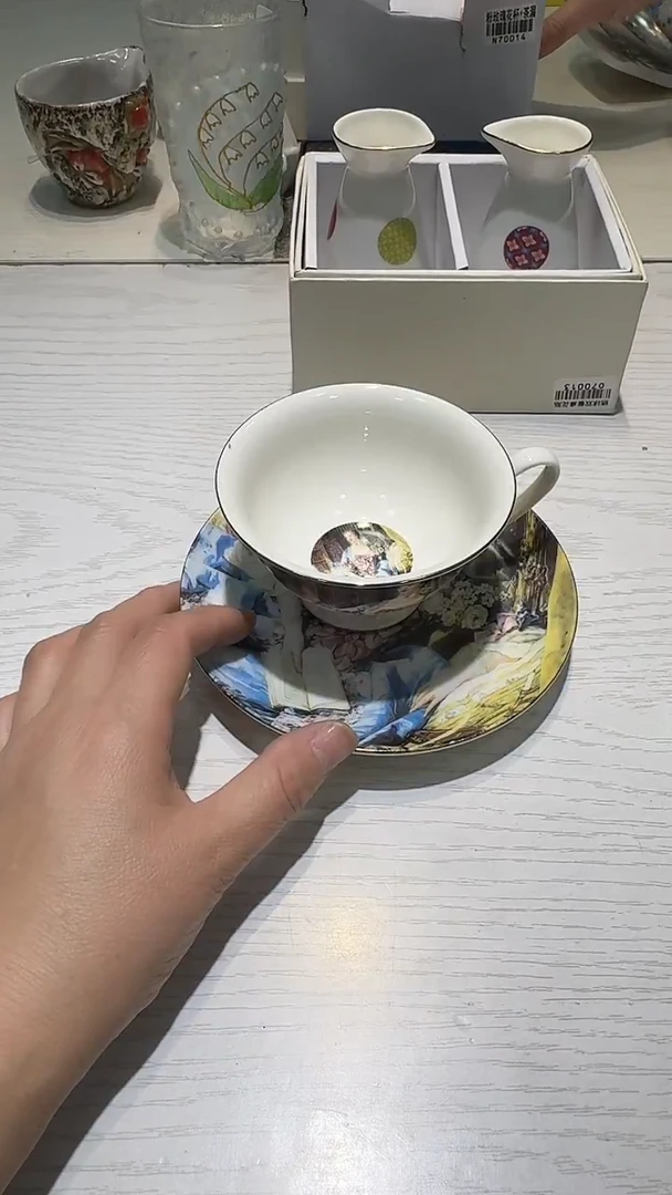 瓷片生活的本意就是开心@@1