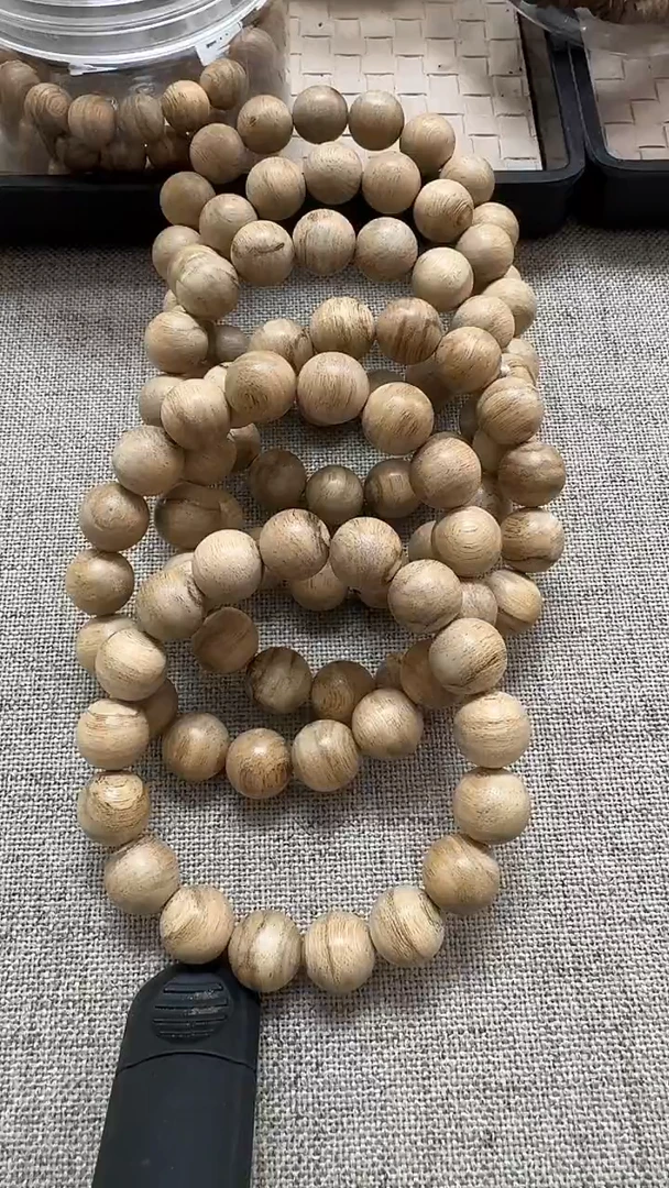 沉香手串都彭1.3圆珠-多样性发一