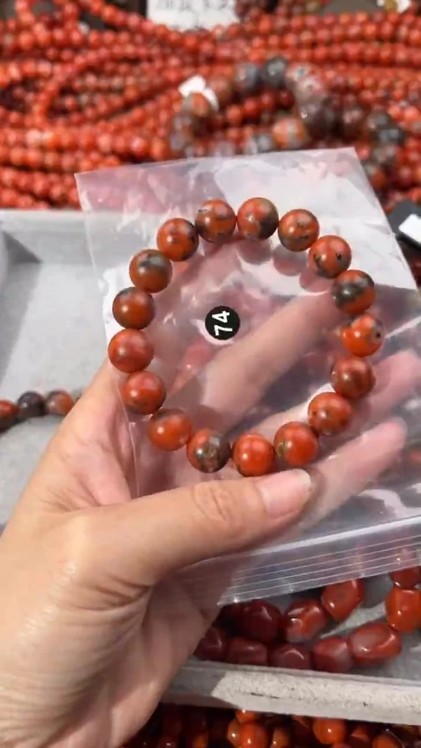 南红玛瑙手串未镶嵌12+