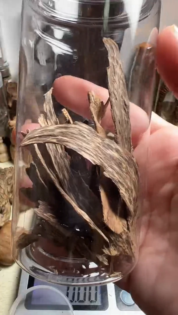 沉香沉香碎屑菩萨棋沉香树皮13克