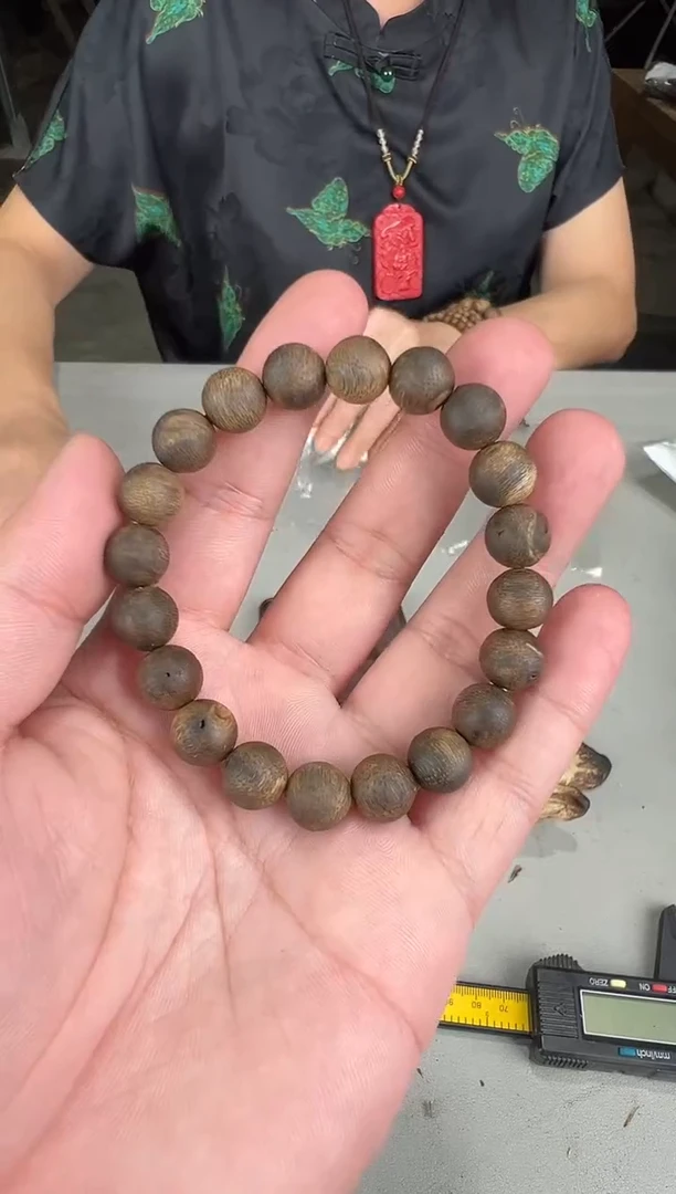 沉香手串奇楠沉香1.0单圈虫漏手串多样性发一