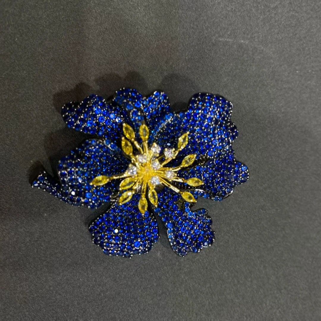 kasiya/卡思雅 铜合金胸针 时尚轻奢蓝色花朵女士胸针
