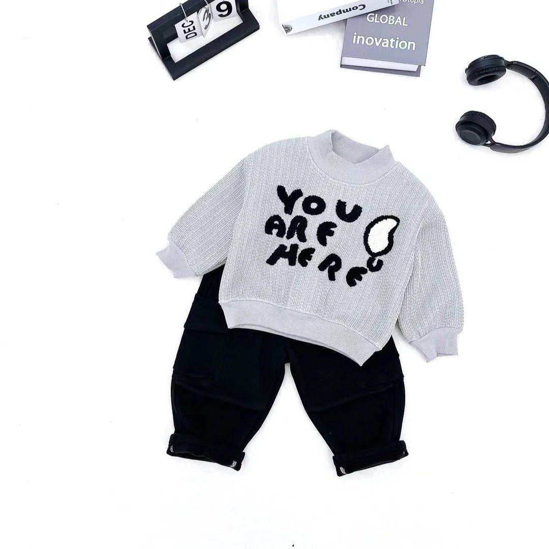 【町木优品】儿童冬季新款男童百搭毛线纹理贴布绣加绒卫衣 T8902