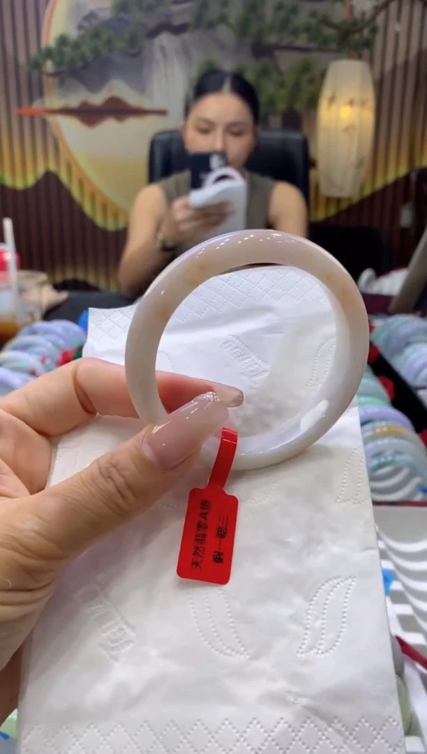 翡翠手镯未镶嵌00002623