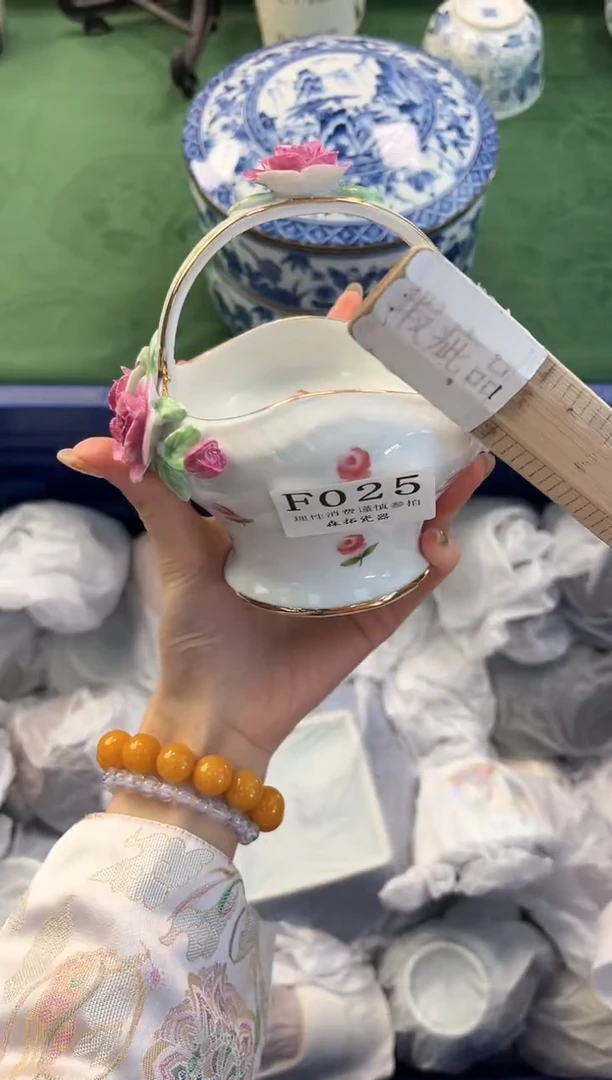 【闪购商品】瓷片          F025