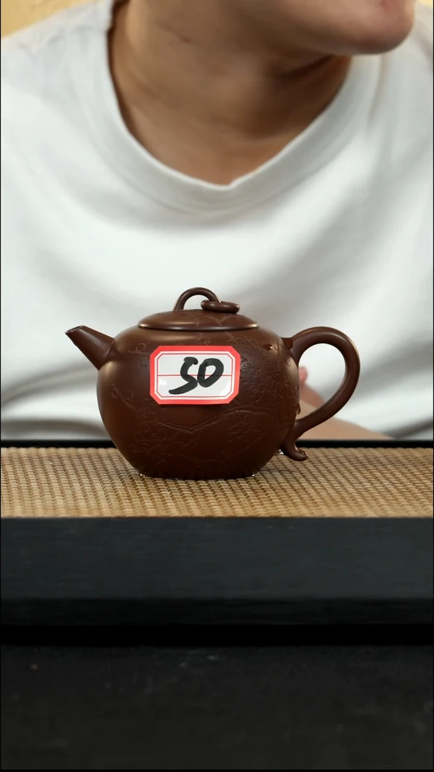 宜兴紫砂壶50玉缘