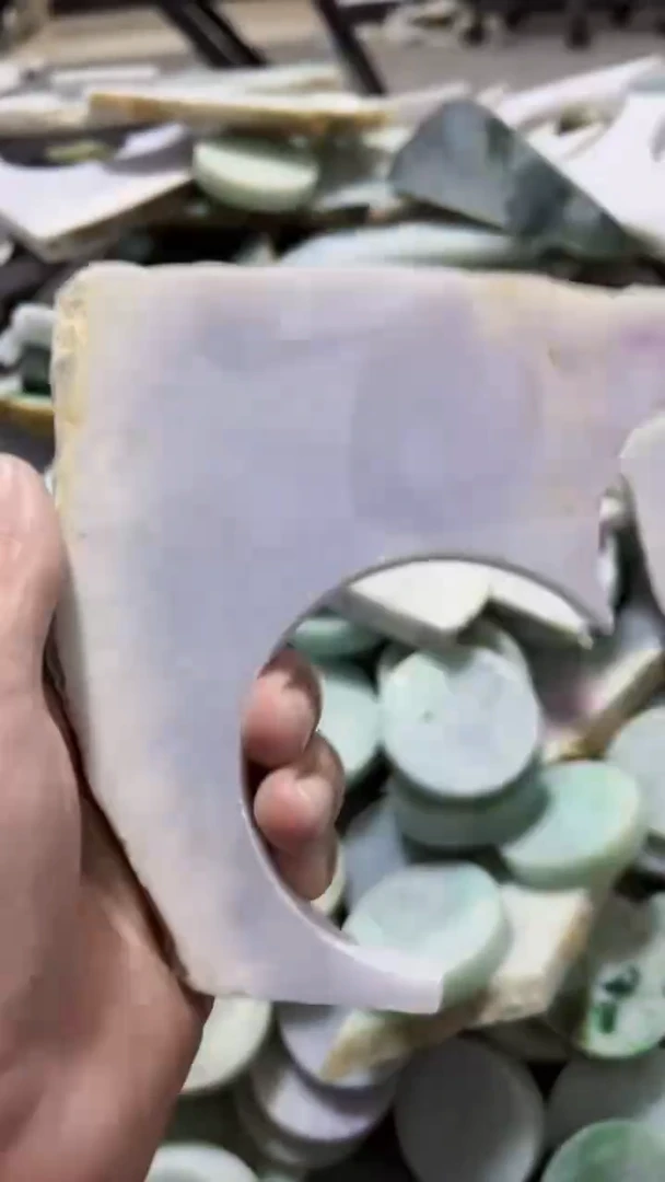 【闪购商品】翡翠挂件未镶嵌A货康壹077