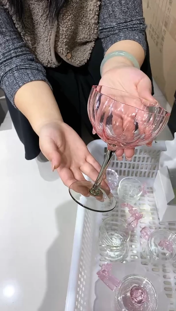 【闪购商品】绿足粉色花口水晶酒杯甜品杯