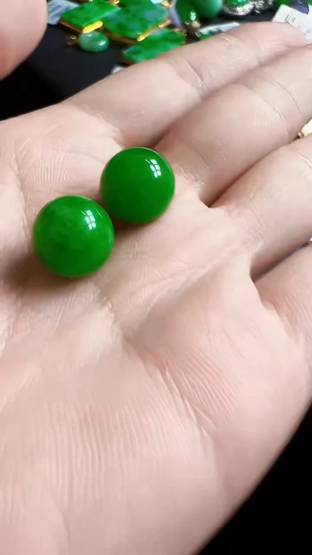 颈饰未镶嵌翡翠小***一多样性发货发1