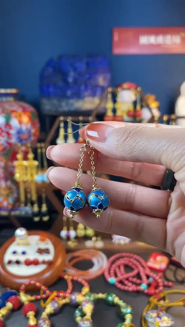 【闪购商品】蓝色莲花珐琅耳钩