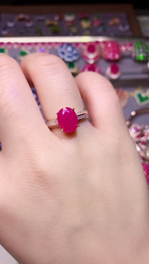 银S925镶嵌戒指红宝石....