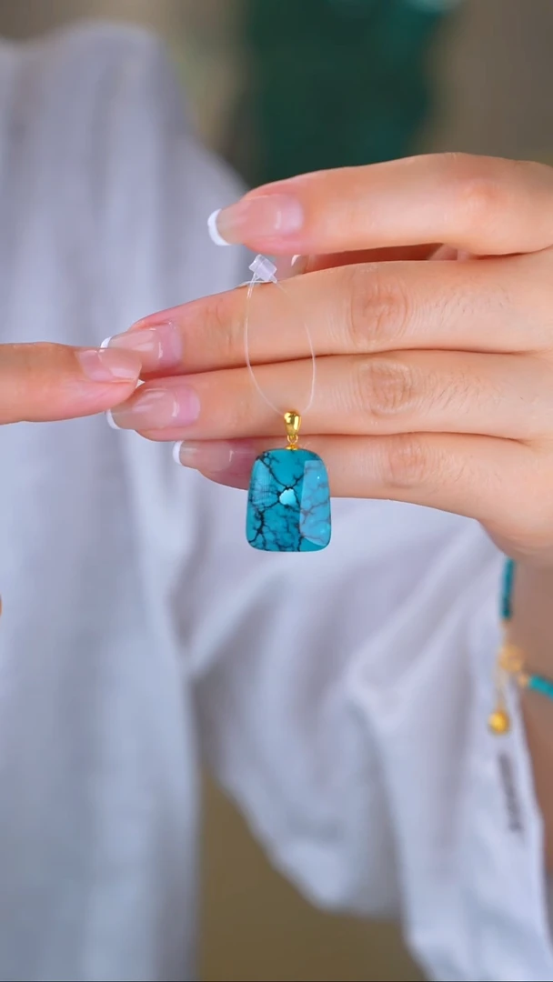 绿松石18K金镶嵌吊坠(不含链)1