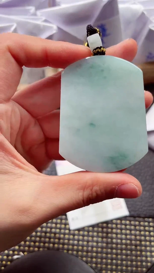 颈饰未镶嵌翡翠000111