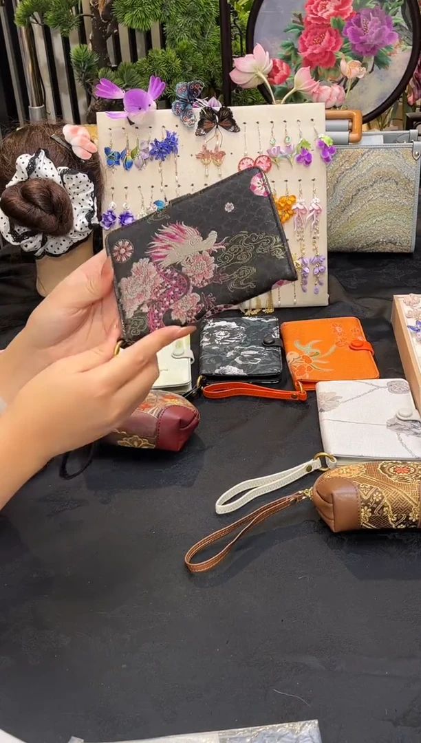 织绣暖***棠非遗手工苏绣饰品