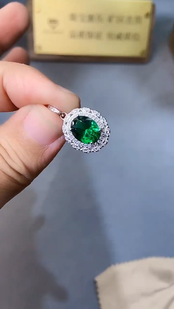 【闪购商品】透辉石吊坠银S925镶嵌354