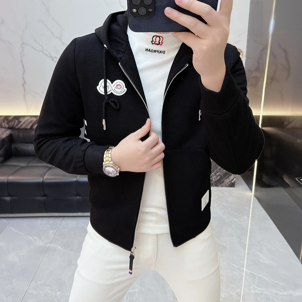 艾塞西隆比男夹克新款欧货时尚简约休闲连帽徽章百搭修身加厚外套