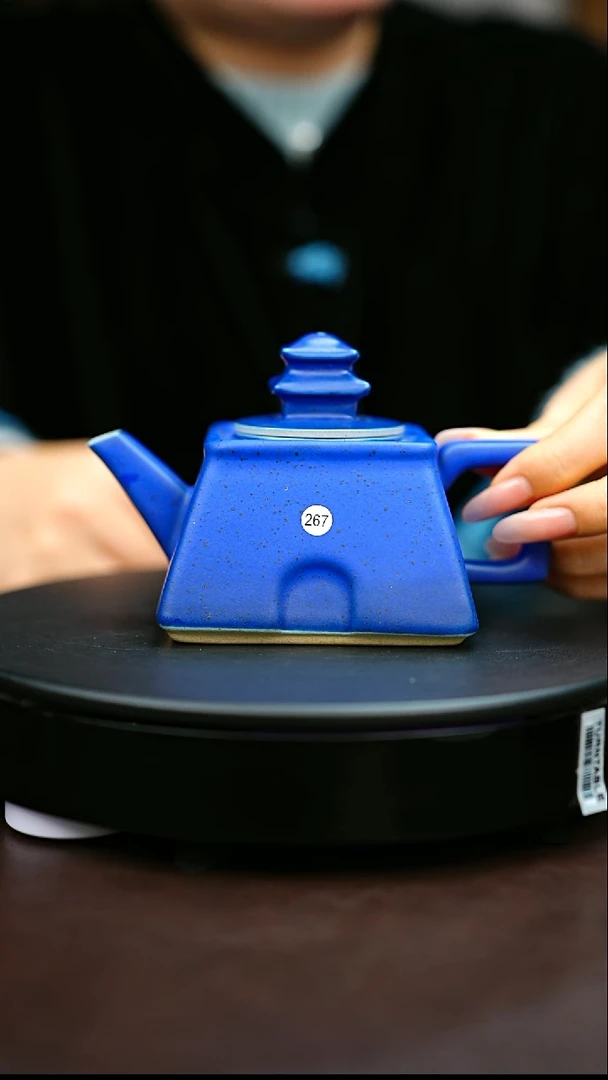 267#原矿钧瓷炉钧釉亭台壶