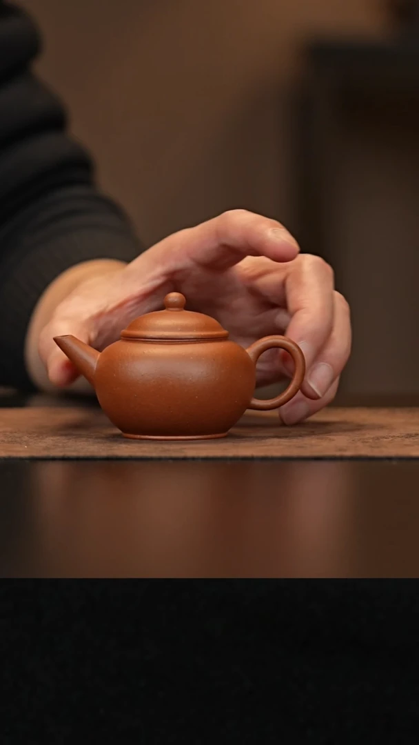 【闪购商品】紫砂茶壶允禾斋  朱泥 水平