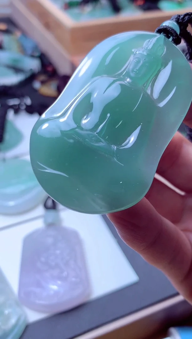 颈饰未镶嵌翡翠天然A货翡翠