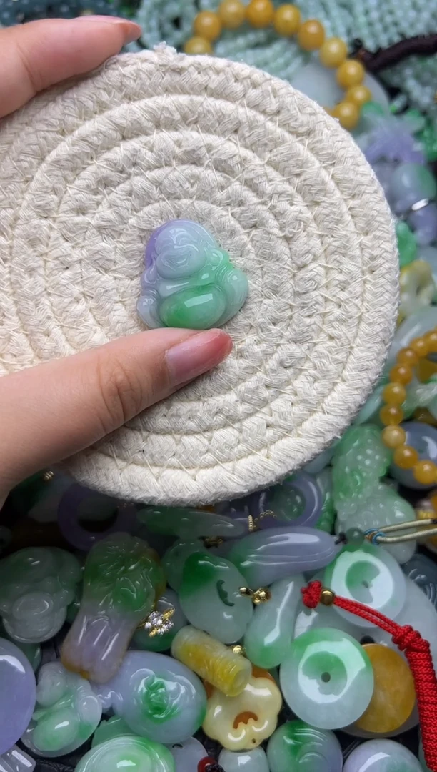 翡翠未镶嵌颈饰天然缅甸翡翠吊坠