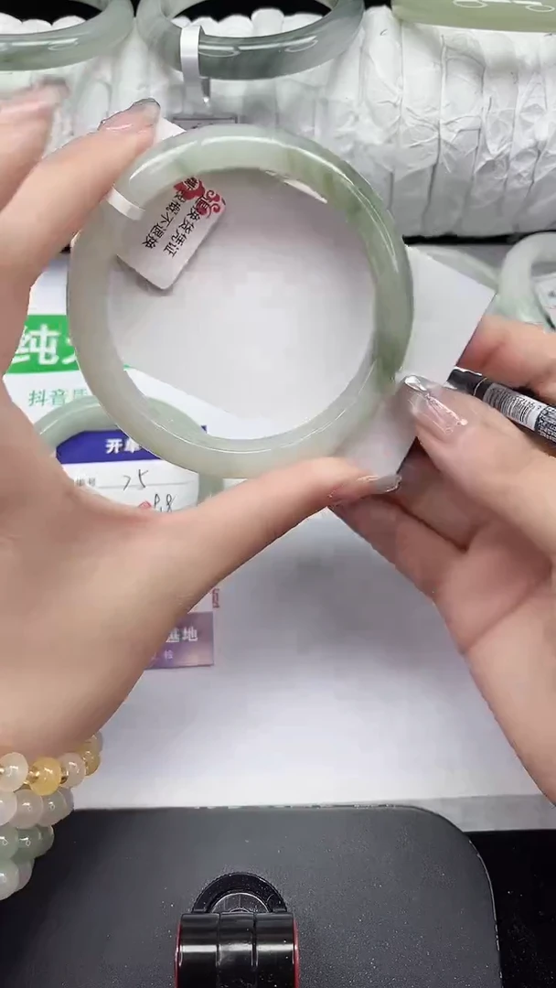 未镶嵌手镯石英质玉76-62/63