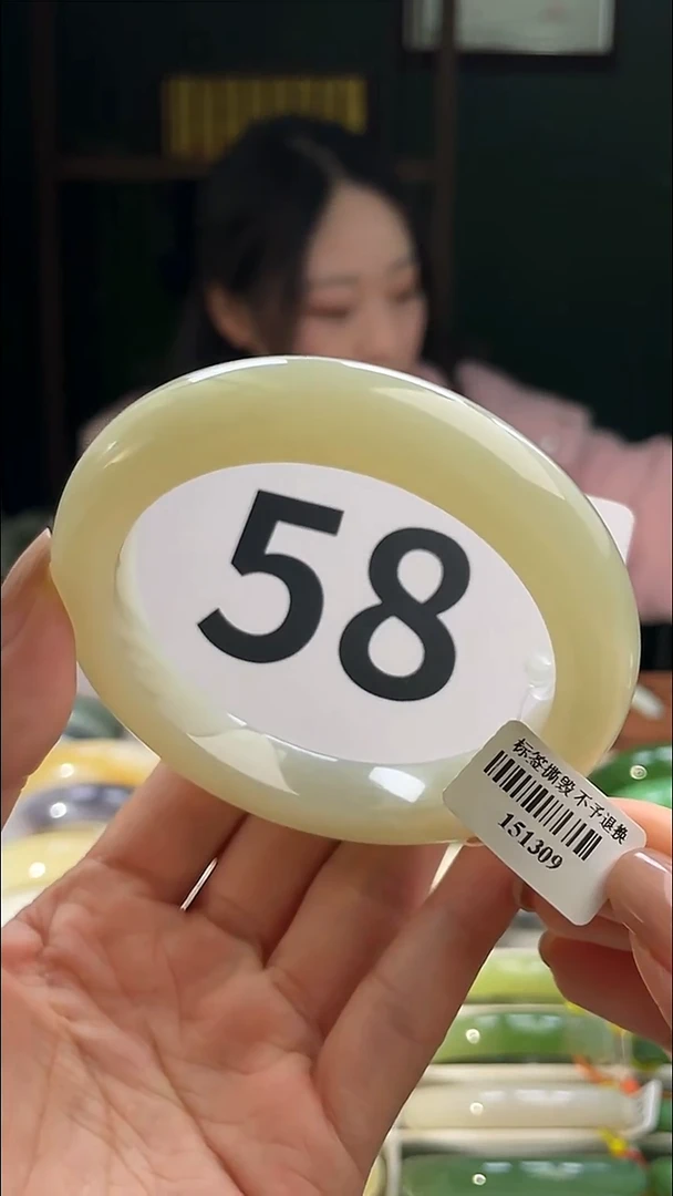 定制和田玉和田玉手镯