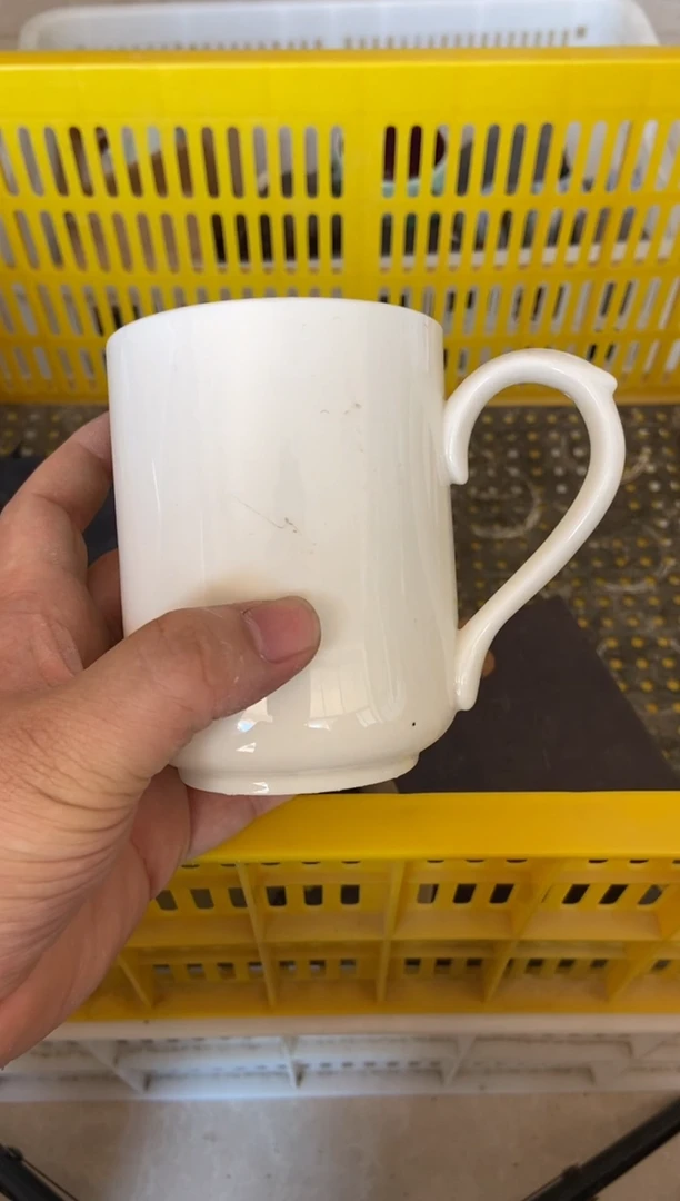 无运费险有瑕疵的摄影的产品有使用过的痕迹有点脏介意勿拍